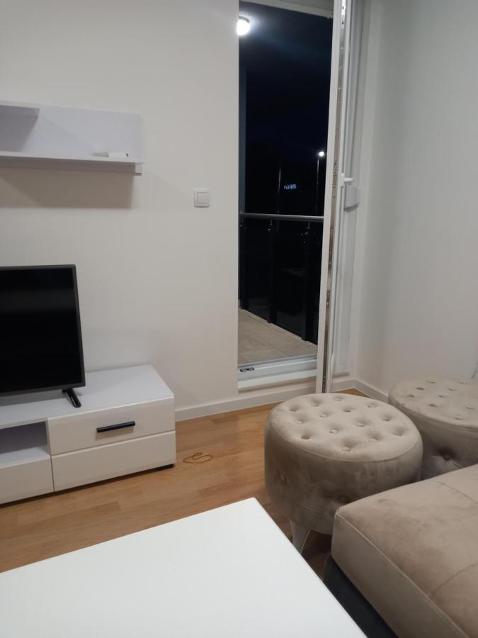Apartman Bella *